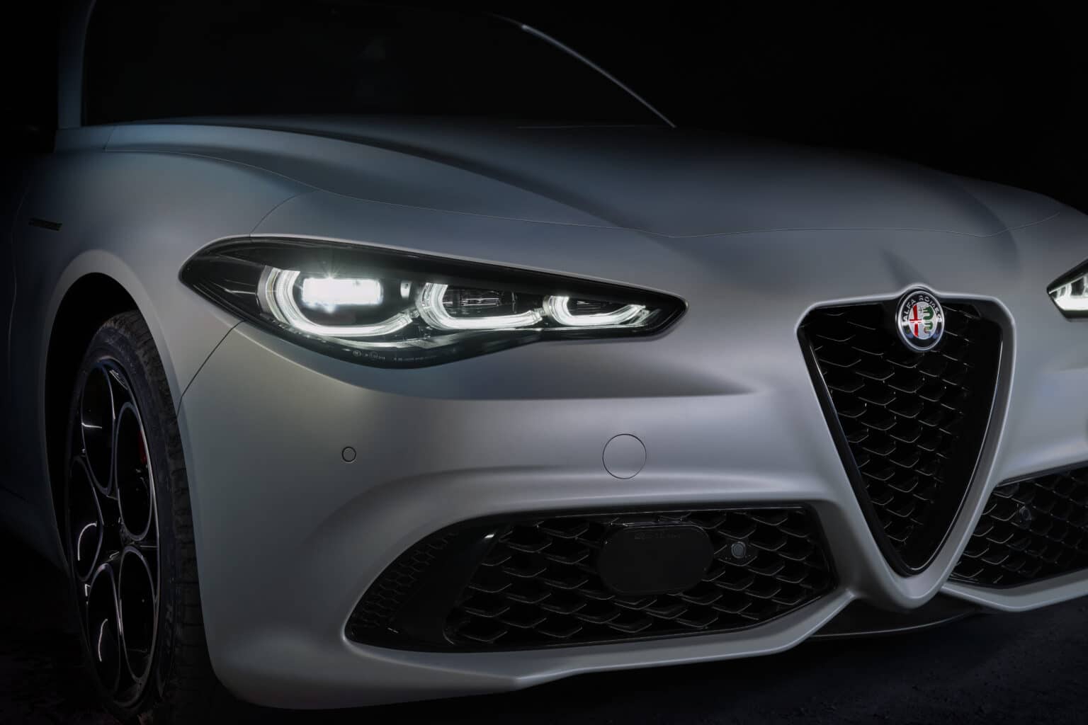 Alfa Romeo Giulia E Stelvio Arriva Il Restyling 2023 Con Fari A LED E