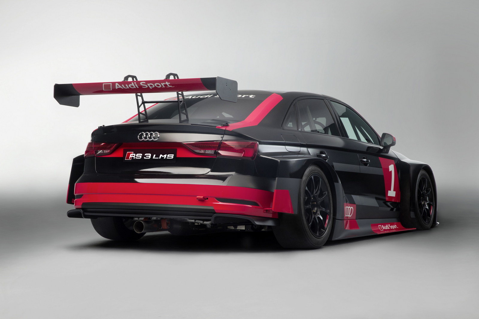 Audi RS3 LMS E