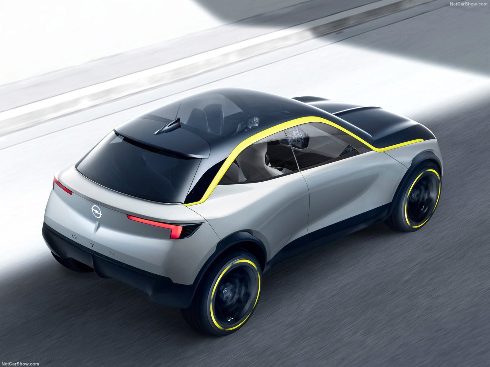 Opel GT X Experimental, l'auto del futuro è già qui?