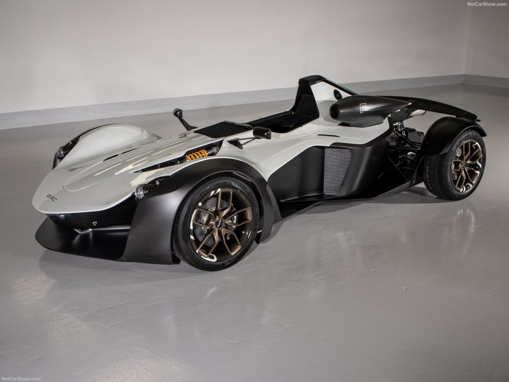 BAC Mono R: 555 chili per 345 cv e grafene nella carrozzeria