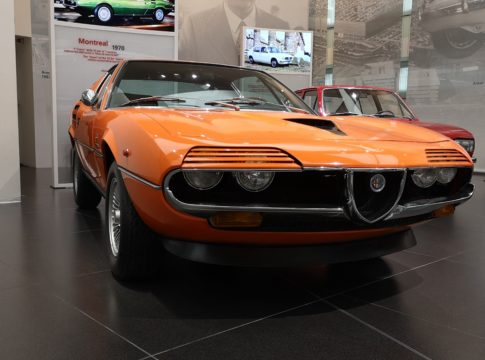 Alfa Romeo Montreal