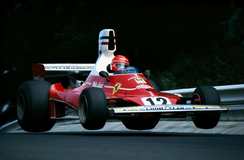 Niki Lauda in azione con la Ferrari 312 T