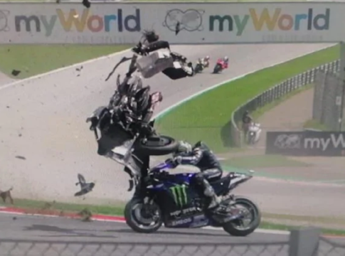 MotoGP, GP Austria: il terribile incidente in cui sono stati miracolati Vinales e Rossi. Il post su Facebook di VR46