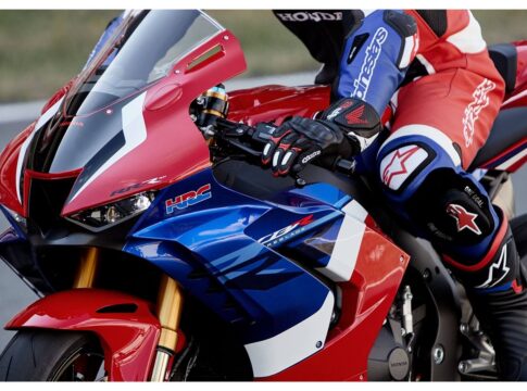 Brevetto Honda per SuperBike CBR 1000 RR Fireblade
