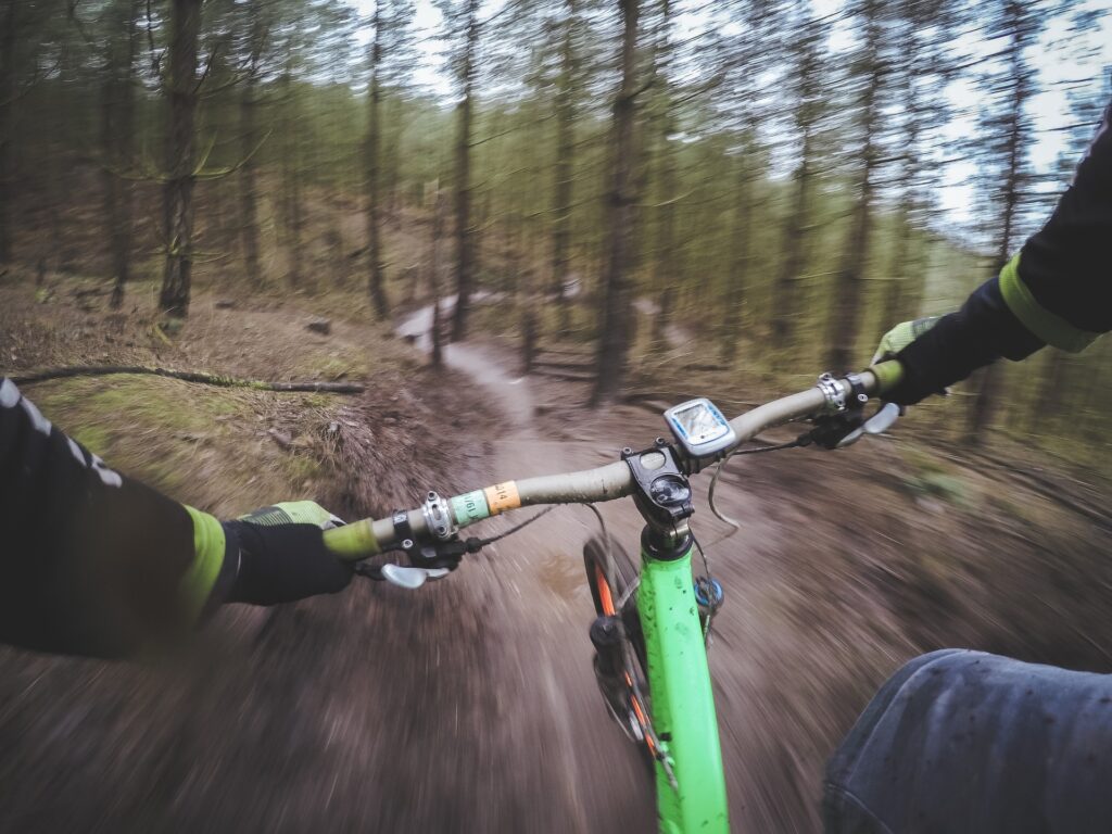 Dinamica della frenata in bicicletta