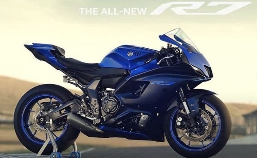 Nuova Yamaha YZF R7 2022