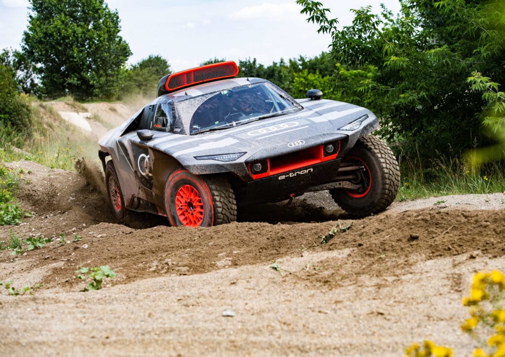 Audi RS Q e-tron: il prototipo elettrificato per la Dakar 2022