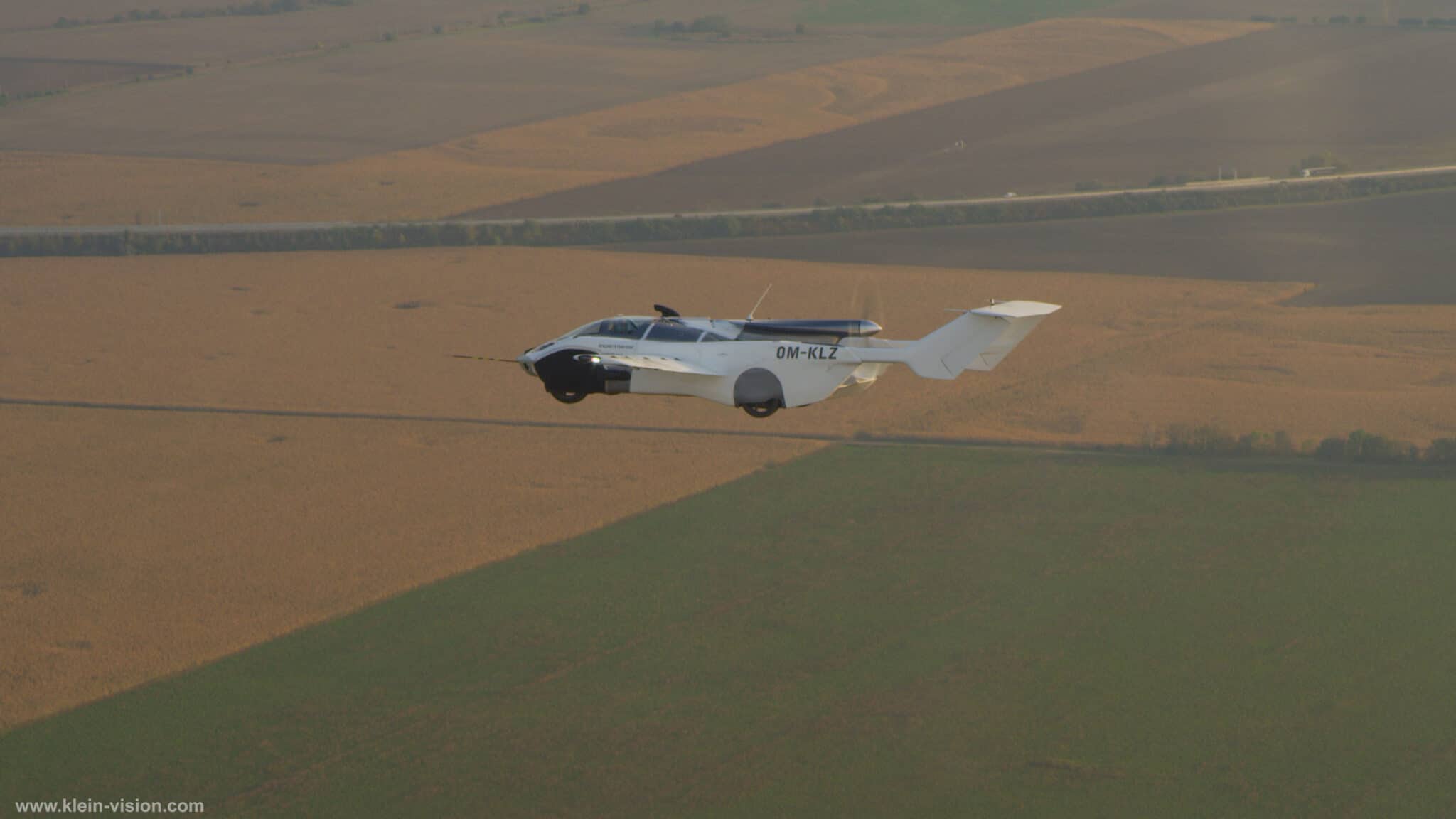 La AirCar in volo - Crediti foto: ufficio stampa Klein Vision