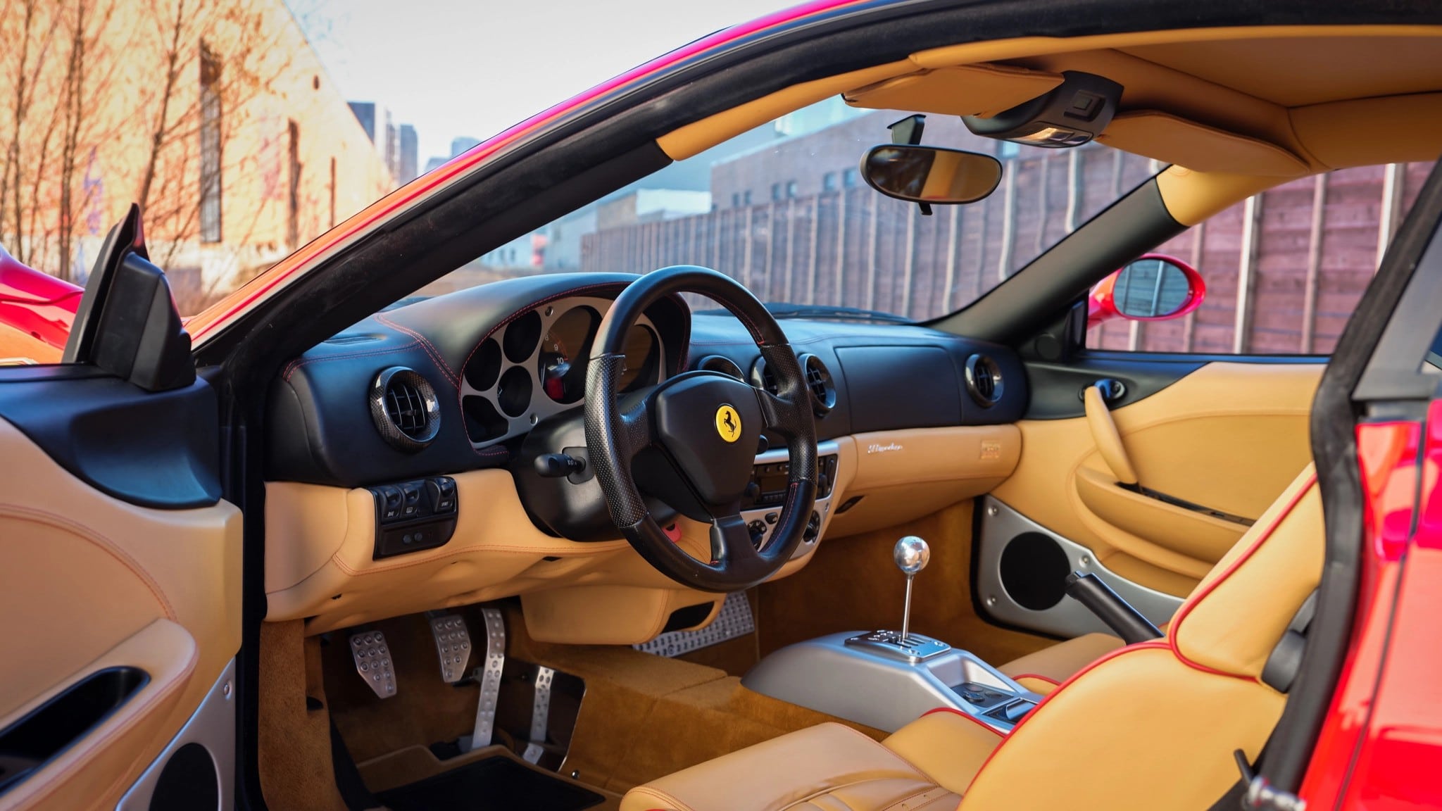 Interni Ferrari 360