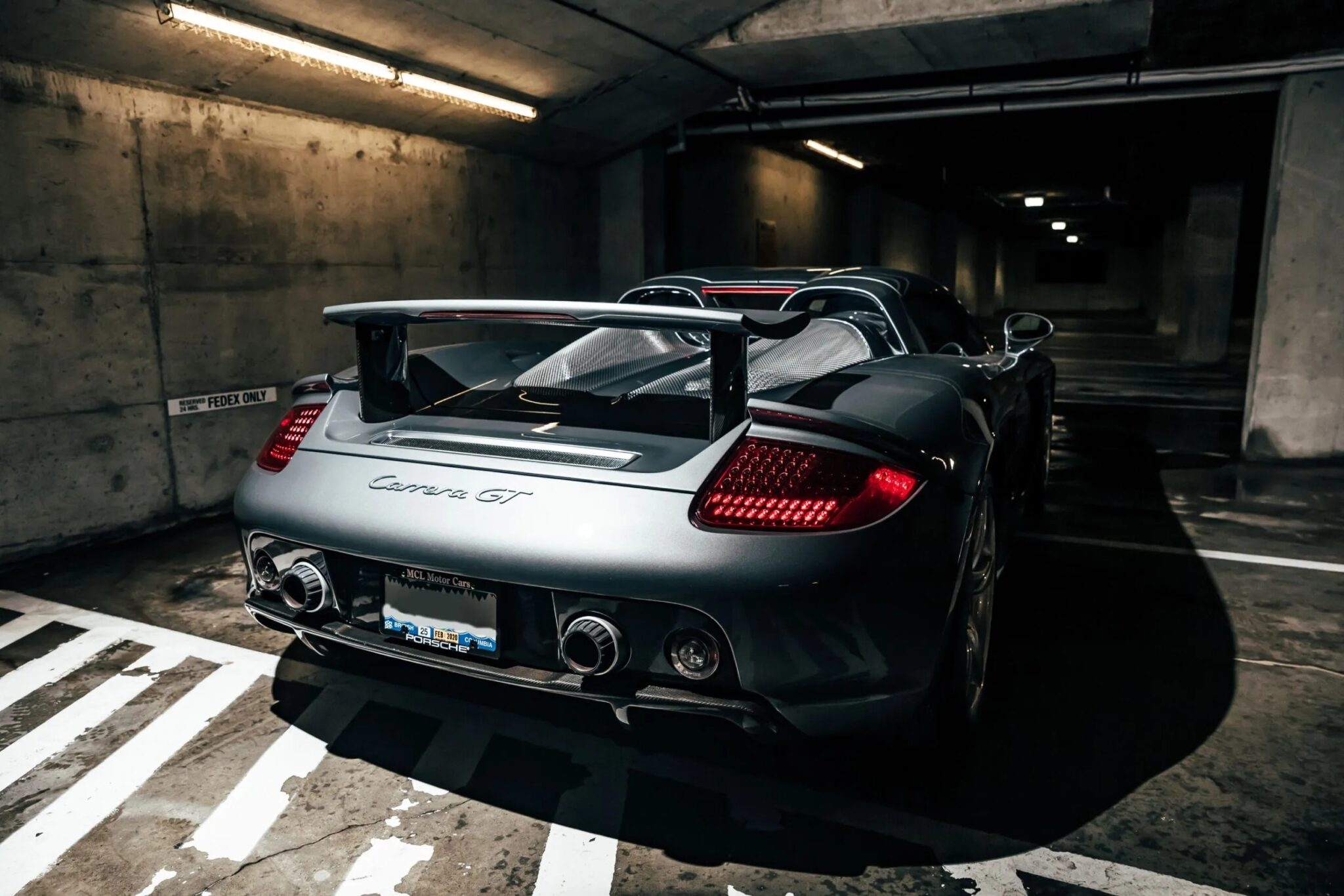 Porsche Carrera GT: la supercar con il V10 progettato per la 24 Ore di Le Mans