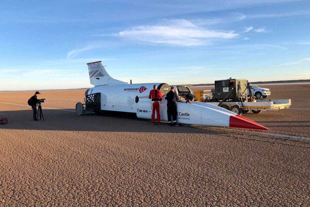 Bloodhound: l'obiettivo è raggiungere i 1600 km/h senza bruciare combustibili fossili