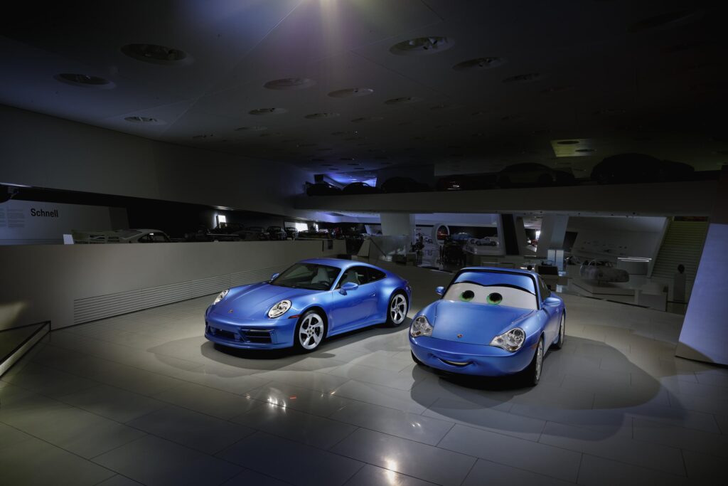 Porsche 911 Sally Special: esemplare unico ispirato al film Cars all'asta per beneficenza