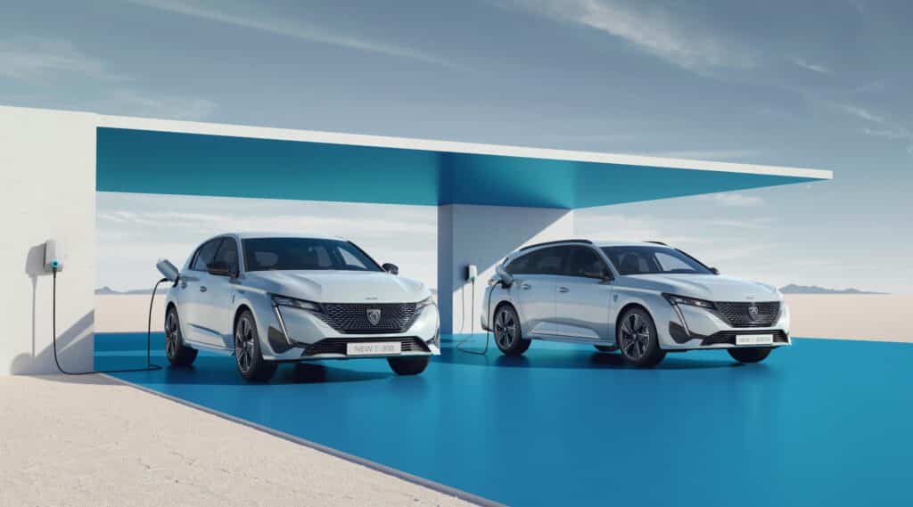 Nuove Peugeot e-308 2023 elettriche