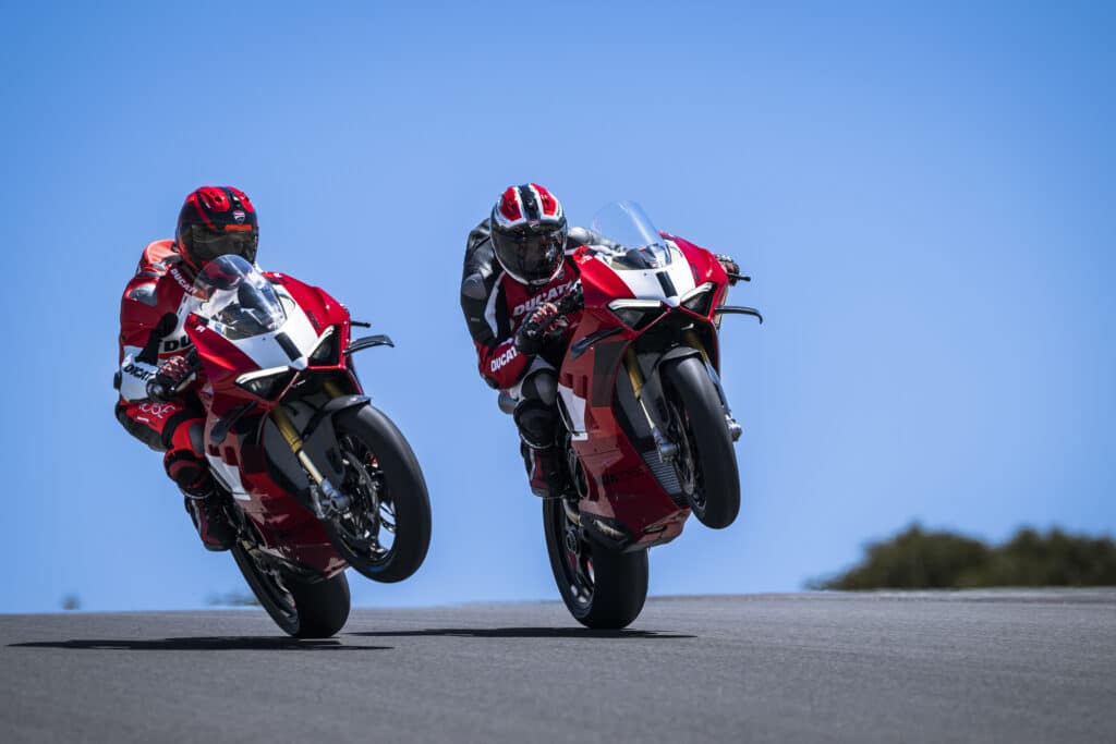 Nuova Ducati Panigale V4 R: oltre 240 cv di potenza e 16.500 giri al minuto