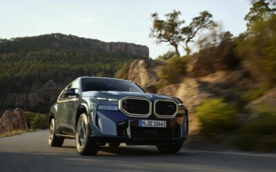 Nuova BMW XM: ecco l’inedita mega suv ad alte prestazioni ibrida plug-in