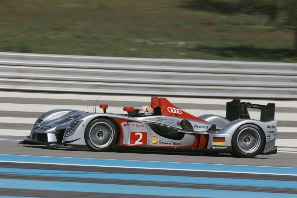 Peugeot 908