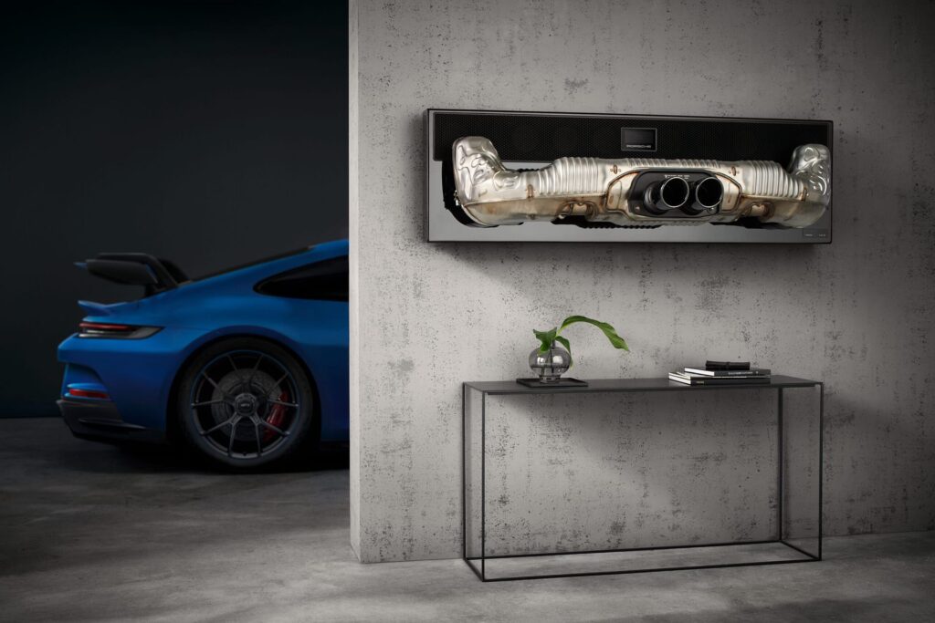 Il sistema di scarico della Porsche 911 GT3 diventa una soundbar da 9 mila euro