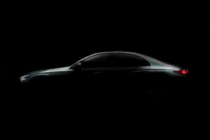 Mercedes Classe E: nuova generazione svelata il 25 aprile, tutto quello che c'è da sapere