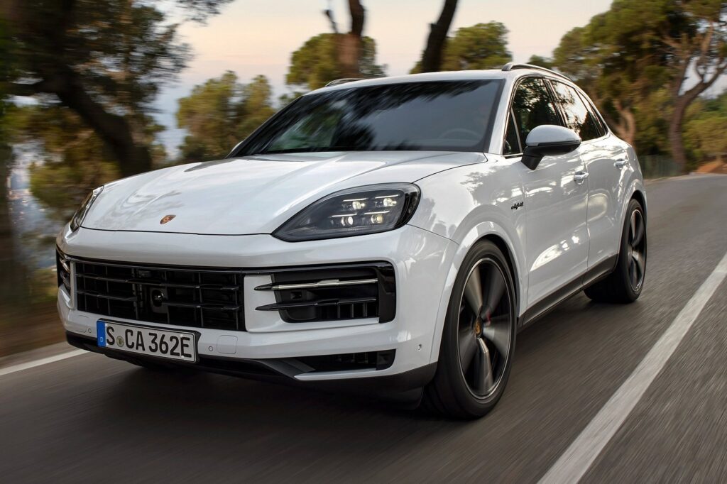 Porsche Cayenne S E-Hybrid: V6 ibrido da 519 CV