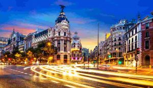 La Gran Via a Madrid