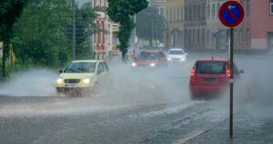 evitare il fenomeno dell'aquaplaning