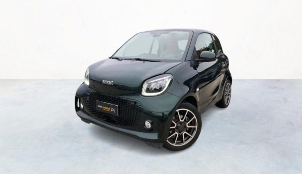 La particolare Smart fortwo (Mercedes-Benz Certified foto)