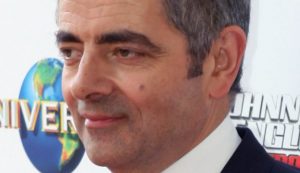 Rowan Atkinson nel 2011 (WIkipedia Eva Rinaldi FOTO) - www.vehiclecue.it